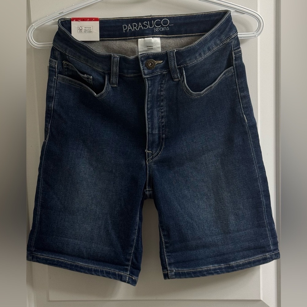 Parasuco Jeans Women's Denim Shorts - Size 8 NWT